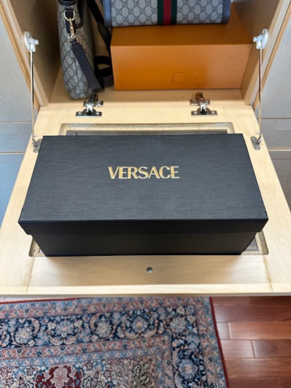 Versace Medusa Black Slides Size 38 New in Box - Picture 7 of 7